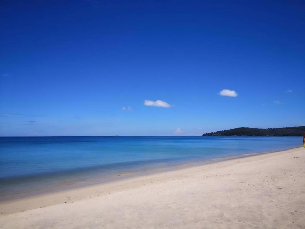 Triple J Hometel หาดบางเทา ภายนอก รูปภาพ